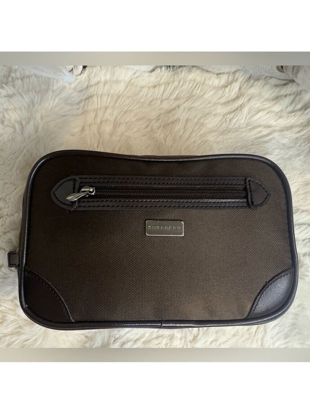 BURBERRY VINTAGE AUTHENTIC TOILETRY/MAKEUP UNISEX BAG